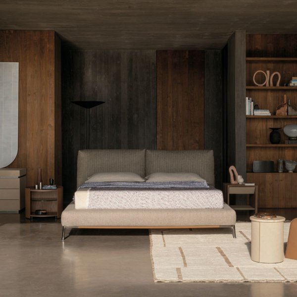 Chapeau Bed