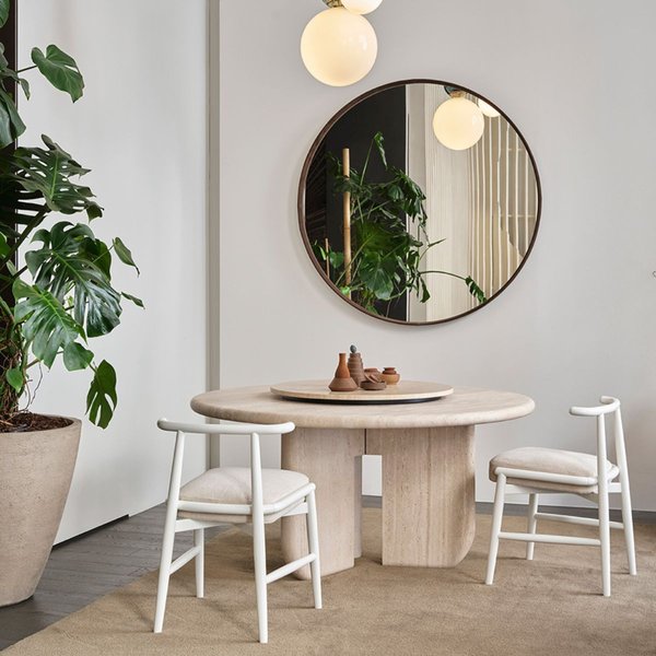 EMILIA CHAIR