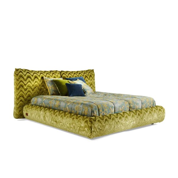 CUSHY BED