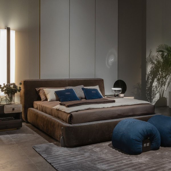 Kaunas Bound Bed
