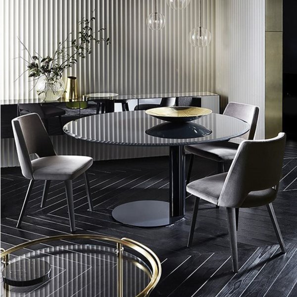 THEA CHAIR