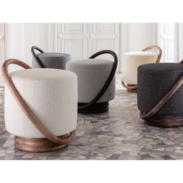 SMILE SWIVEL POUF